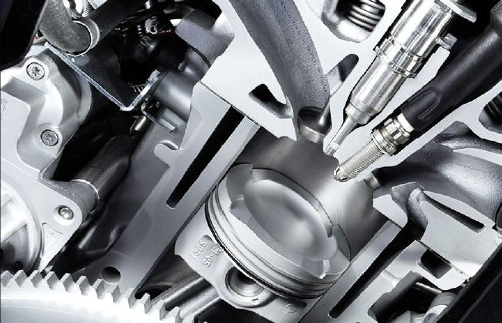 Engine fuel injector cutaway